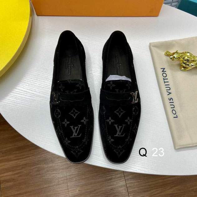 Picture of Louis Vuitton Shoes _SKULVsz38-45HY0111713152